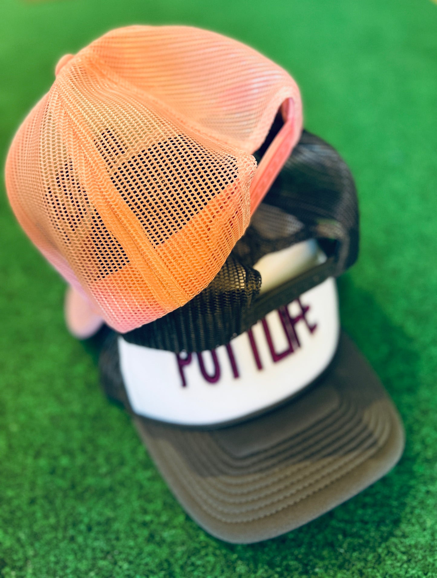 PUTTLIFE Foam Trucker Hat GRAY / WHITE / PURPLE